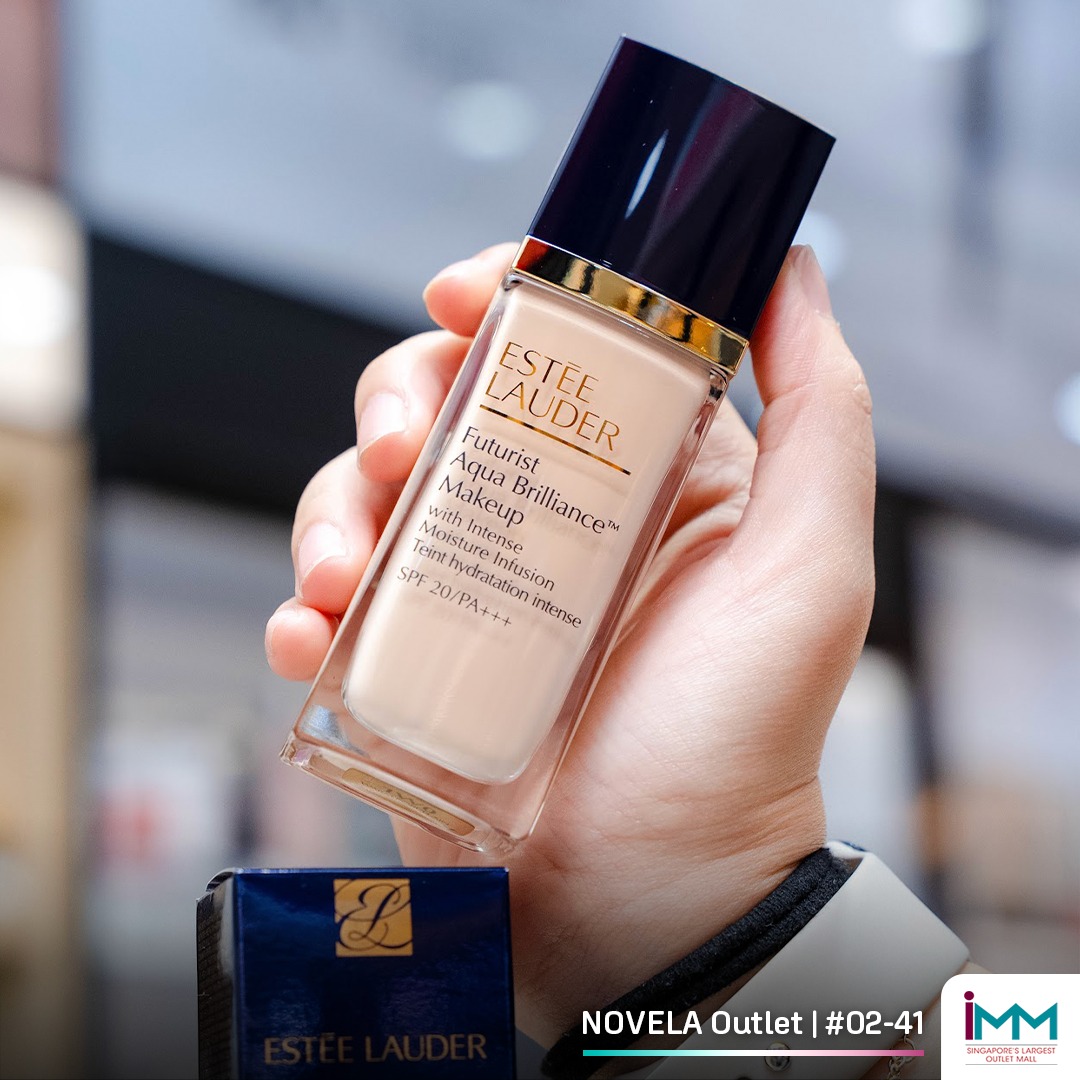 Display of high-quality goods from Novela Singapore Outlet.