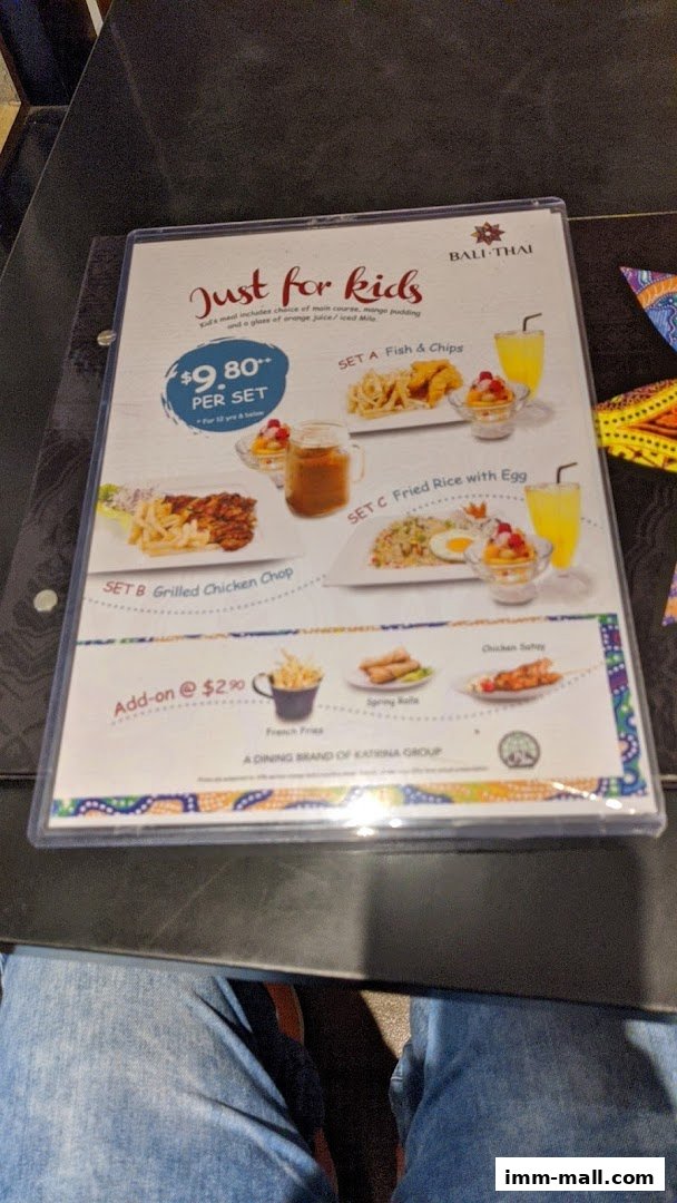 A menu for kids' meals at Bali Thai, featuring set meals and add-ons.