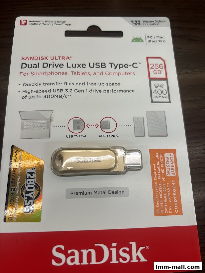 A SanDisk Ultra Dual Drive Luxe USB Type-C 256GB flash drive with premium metal design.