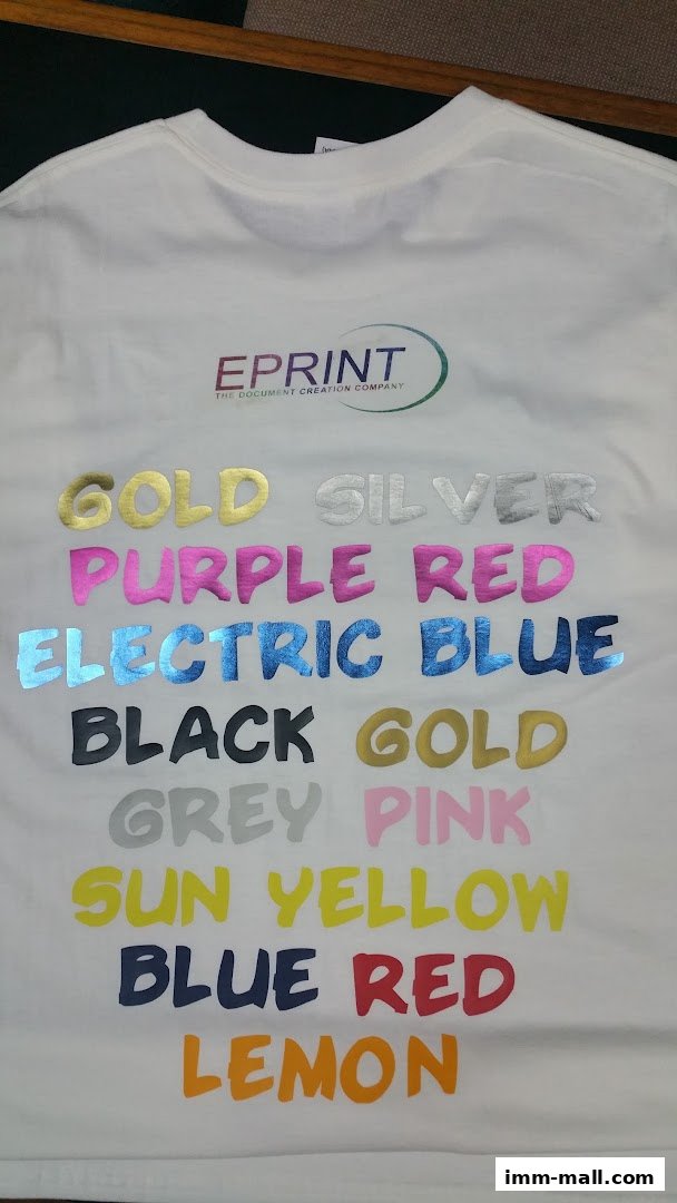 A white t-shirt displaying various color options for printing services.