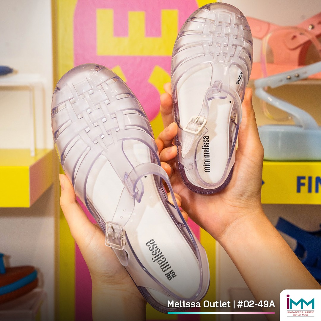 Fashionable Melissa footwear collection