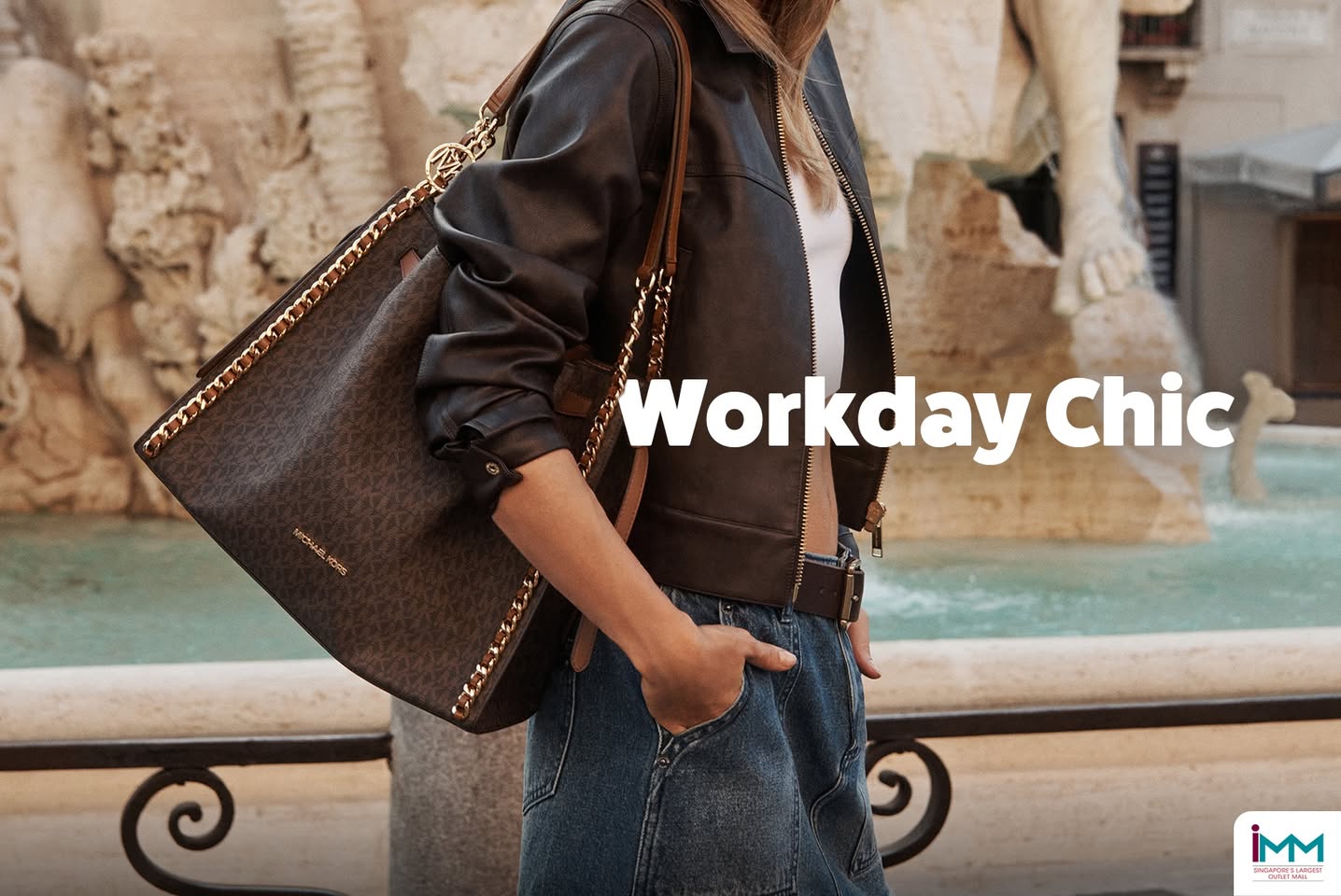 Versatile Michael Kors shoulder bag